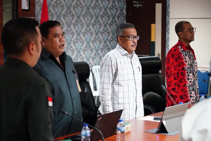 Wali Kota Batam, Amsakar Achmad diwakili Sekretaris Daerah Kota Batam, Jefridin, M.Pd. secara resmi membuka acara Focus Group Discussion (FDG)