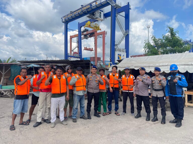 Cuaca Eksrim, Satpolairud Barelang Imbau Pelaut Utamakan Keselamatan