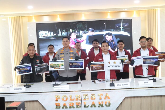 Polresta Barelang Bongkar Judi Online Rp10 Miliar Polresta Barelang Bongkar Judi Online Rp10 Miliar