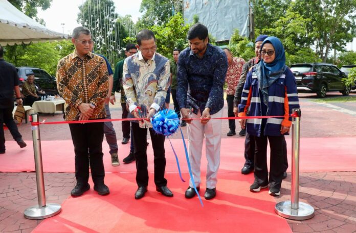 Amsakar Resmikan Wajah Baru Lapangan Engku Putri Amsakar Resmikan Wajah Baru Lapangan Engku Putri