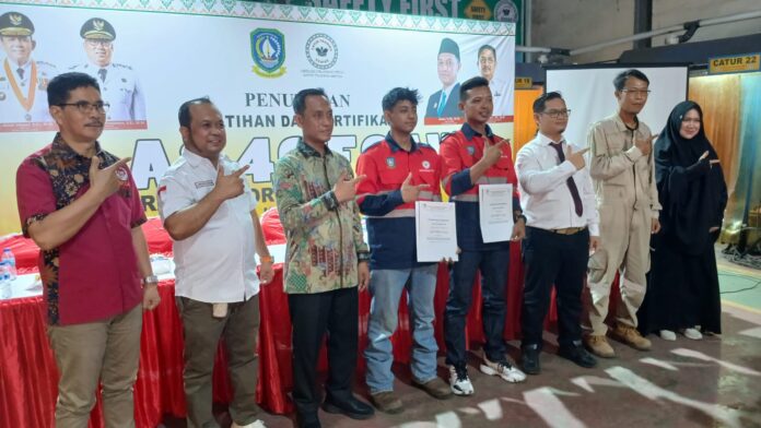 Aman Dorong Perusahaan Prioritaskan Tenaga Kerja Lokal Batam Aman Dorong Perusahaan Prioritaskan Tenaga Kerja Lokal Batam