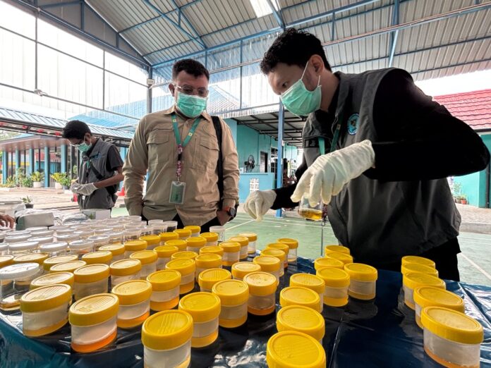 Pastikan PLN Bersinar, BNNP Kepri Tes Urine Pegawai Pastikan PLN Bersinar, BNNP Kepri Tes Urine Pegawai
