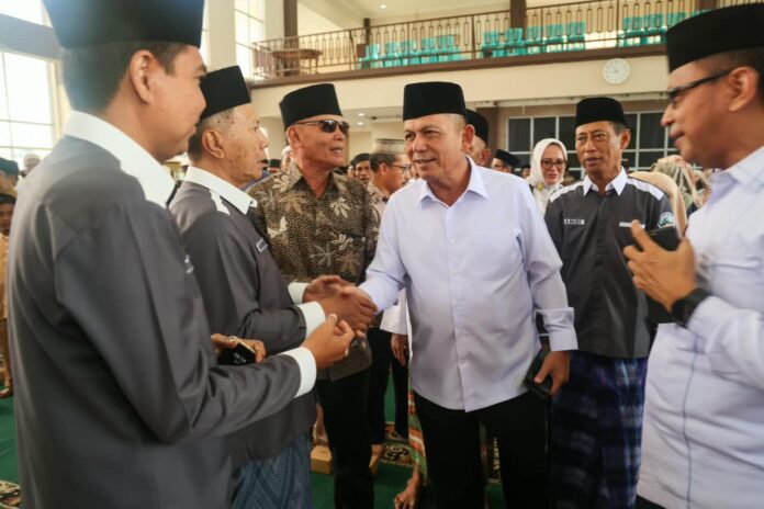 Gubernur Ansar Hadiri Maulid Nabi PKMB Kepri Gubernur Ansar Hadiri Maulid Nabi PKMB Kepri